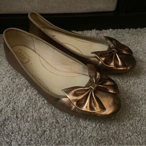 Circus by Sam Edelman Bronze ballet Flats with bow size 10